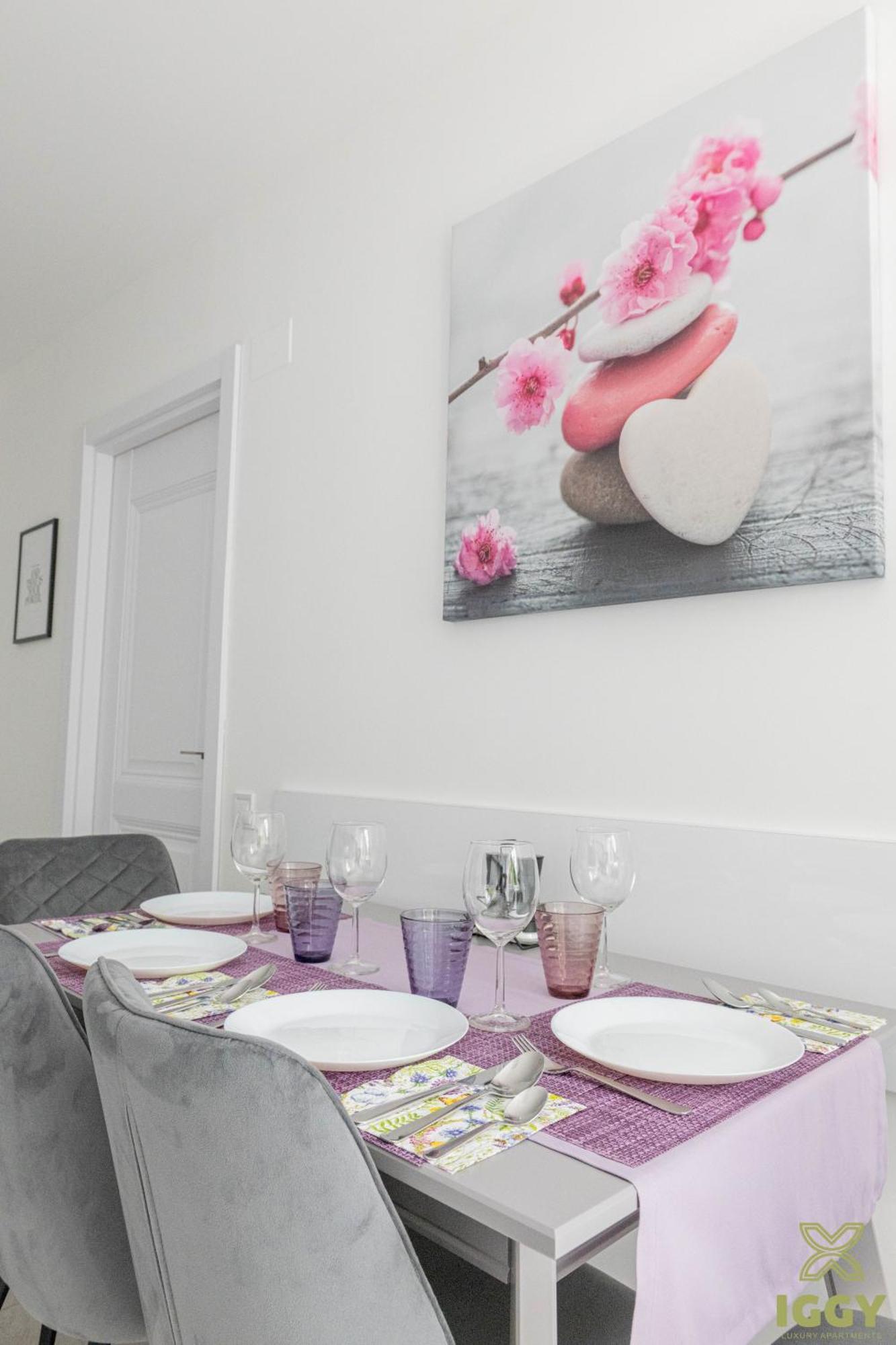 Iggy Premium Apartment Hunedoara Buitenkant foto